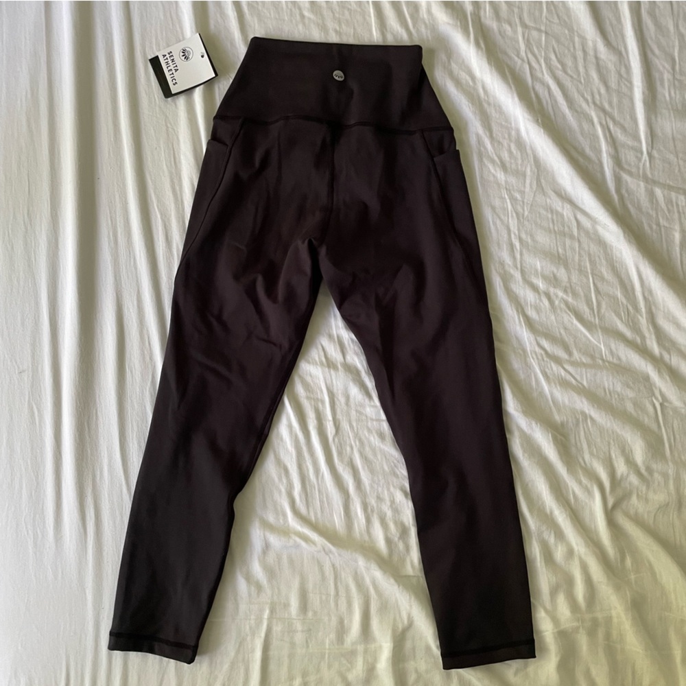 Senita athletics leggings 7/8 cropped black size small